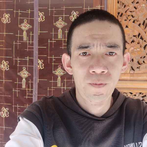 云南35岁单身帅哥真诚找对象-济源征婚相亲网