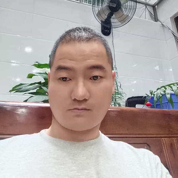 福建35岁单身帅哥真诚找对象-济源征婚相亲网