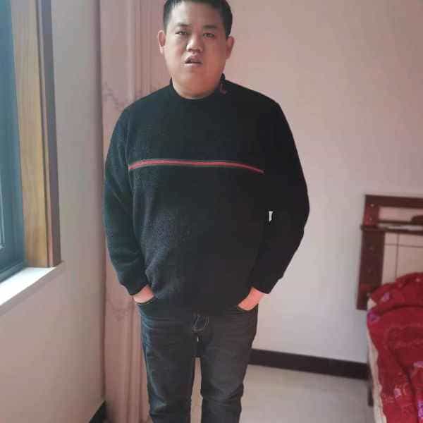 重庆31岁单身帅哥真诚找对象-济源征婚相亲网
