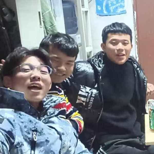 河南27岁单身帅哥真诚找对象-济源征婚相亲网