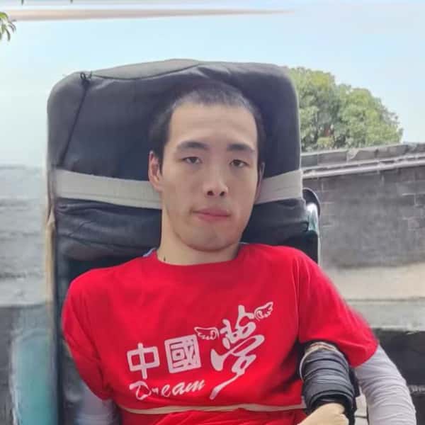 湖南30岁单身帅哥真诚找对象-济源征婚相亲网