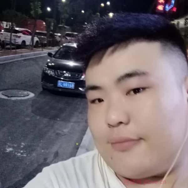 江西27岁单身帅哥真诚找对象-济源征婚相亲网