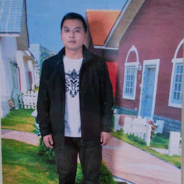 四川35岁单身帅哥真诚找对象-济源征婚相亲网