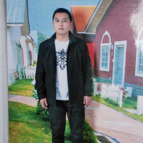 四川35岁单身帅哥真诚找对象-济源征婚相亲网