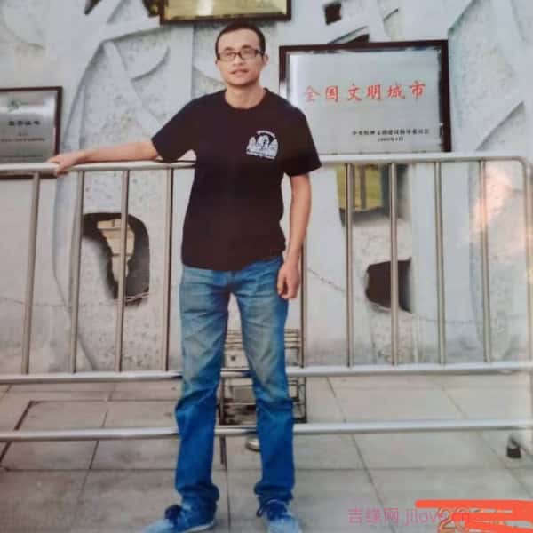 江苏36岁单身帅哥真诚找对象-济源征婚相亲网